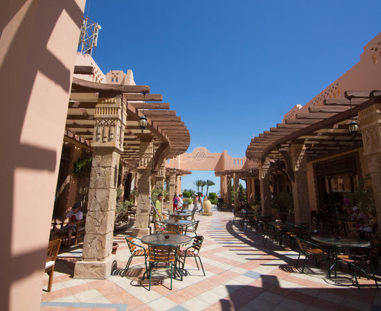 Charmillion Sea Life Resort