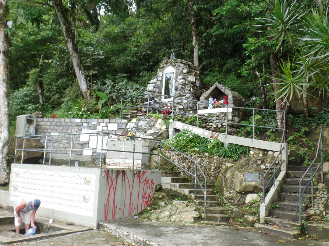 Largo Nossa Senhora de Lourdes-瓜拉图巴必去景点