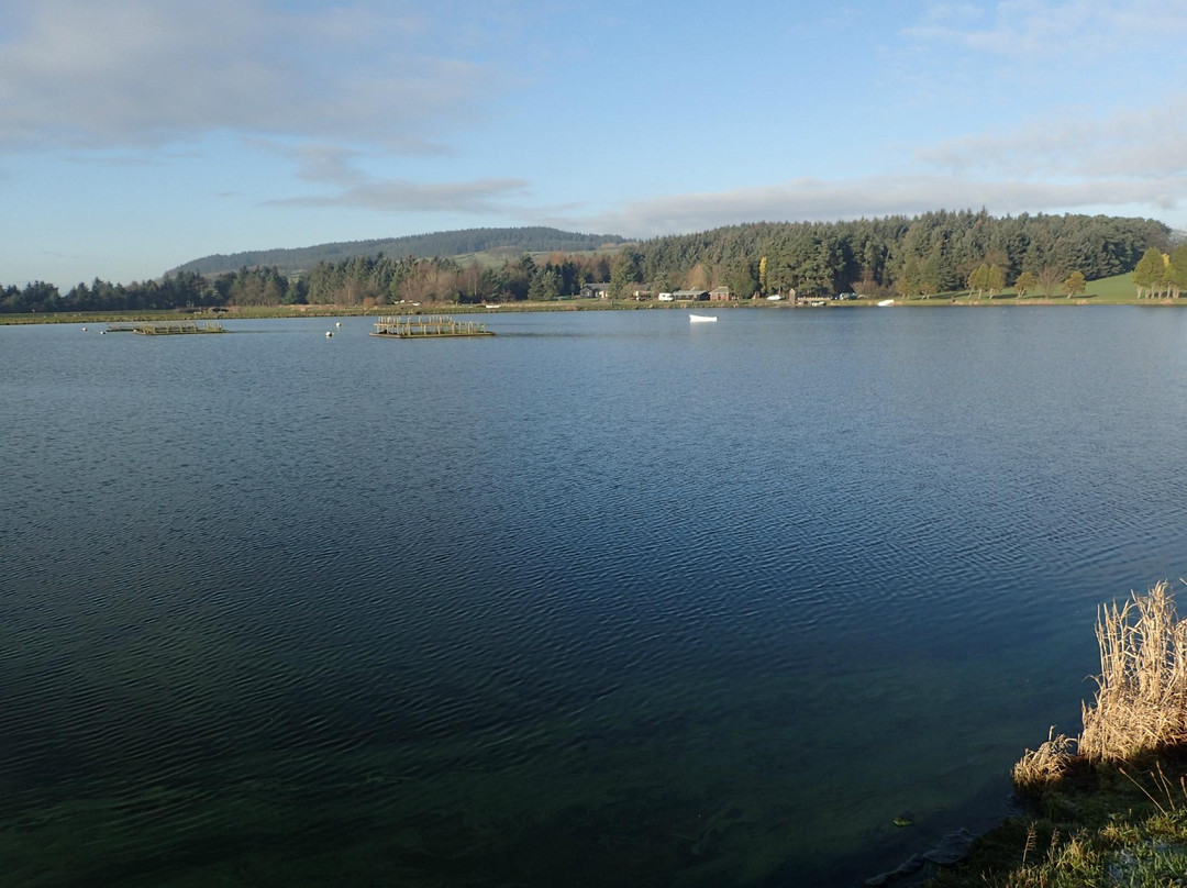 Barnsfold Waters Trout Fishery-普雷斯顿必去景点