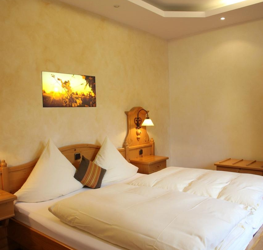 Weingut & Weinhotel Offenstein Erben主图