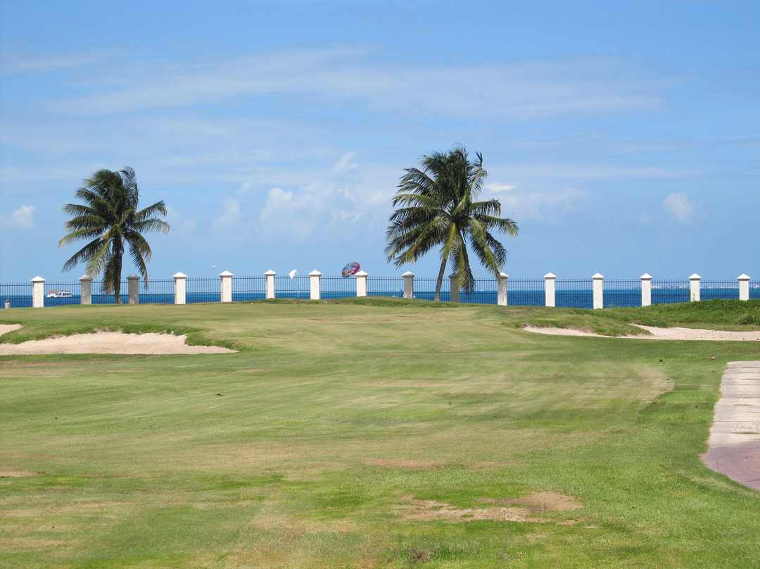 Cancun Golf Club at Pok-Ta-Pok-坎昆必去景点