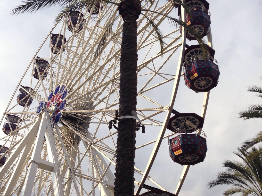 尔湾光谱购物中心-尔湾必去景点