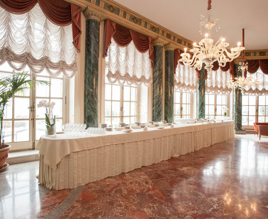 艾克塞尔西亚欧洲之星酒店主图