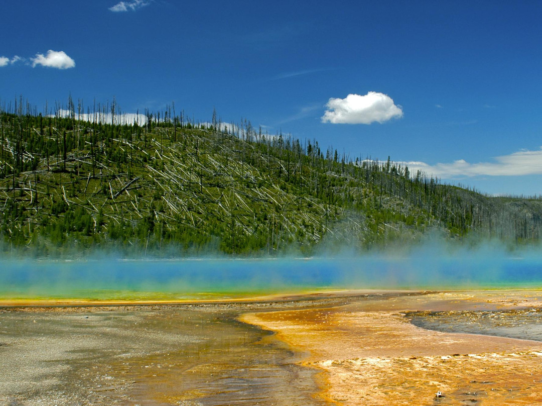 大棱镜温泉-黄石国家公园必去景点
