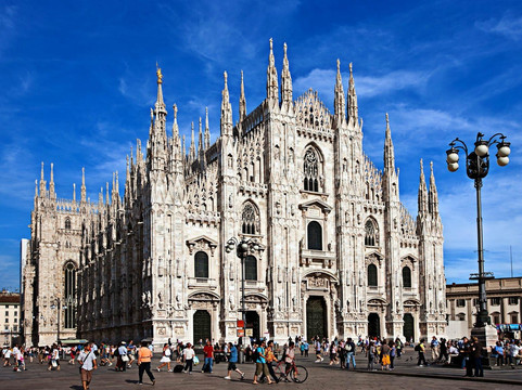 About Milano Tours-米兰必去景点