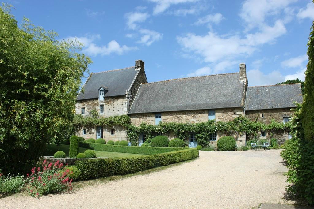 Saint-Remy-du-Plain旅游攻略图片