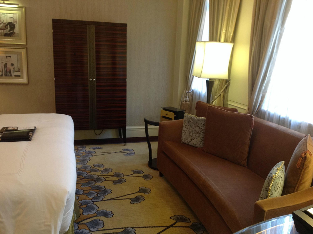 上海和平饭店主图