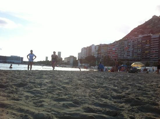 Platja del Postiguet景点图片