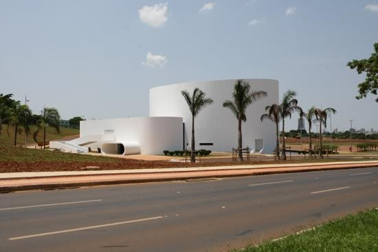 Teatro Municipal de Uberlândia-乌贝兰迪亚必去景点