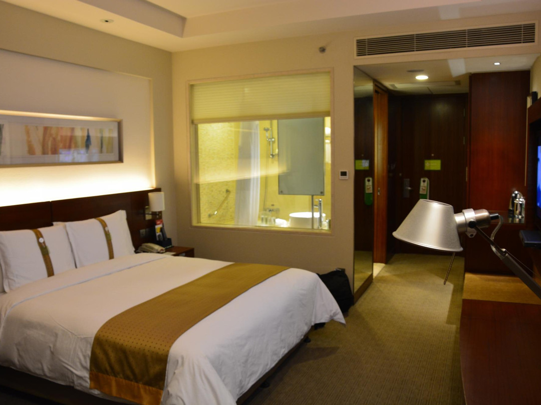 上海浦东假日酒店主图