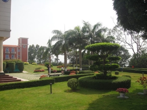 海上花园酒店-客卧