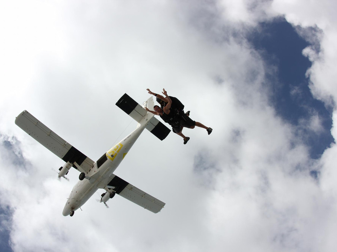 迪拜天空跳伞之旅-迪拜必去景点
