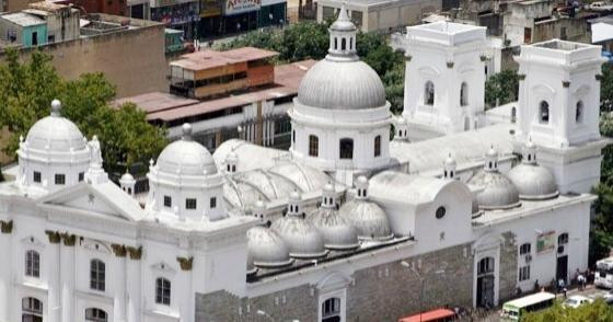 Iglesia de Santa Teresa-加拉加斯必去景点
