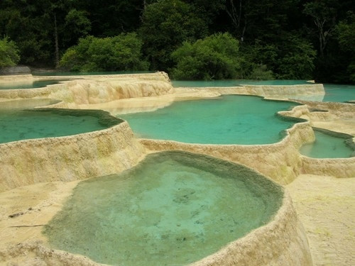 黄龙沟-松潘县必去景点