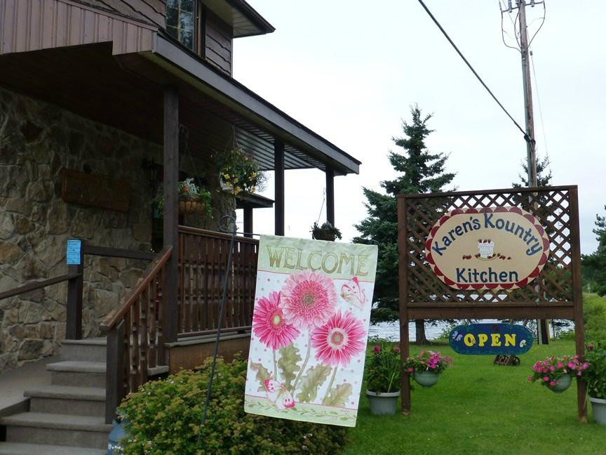 Dorion餐馆和美食-Karen's Kountry Kitchen