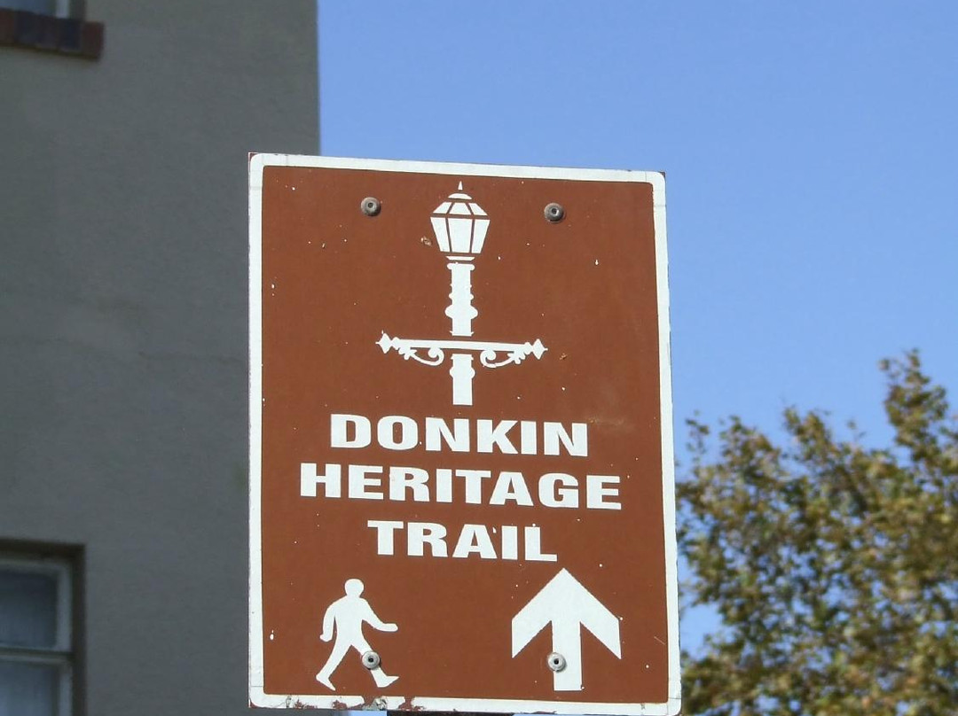 Donkin Heritage Trail景点图片