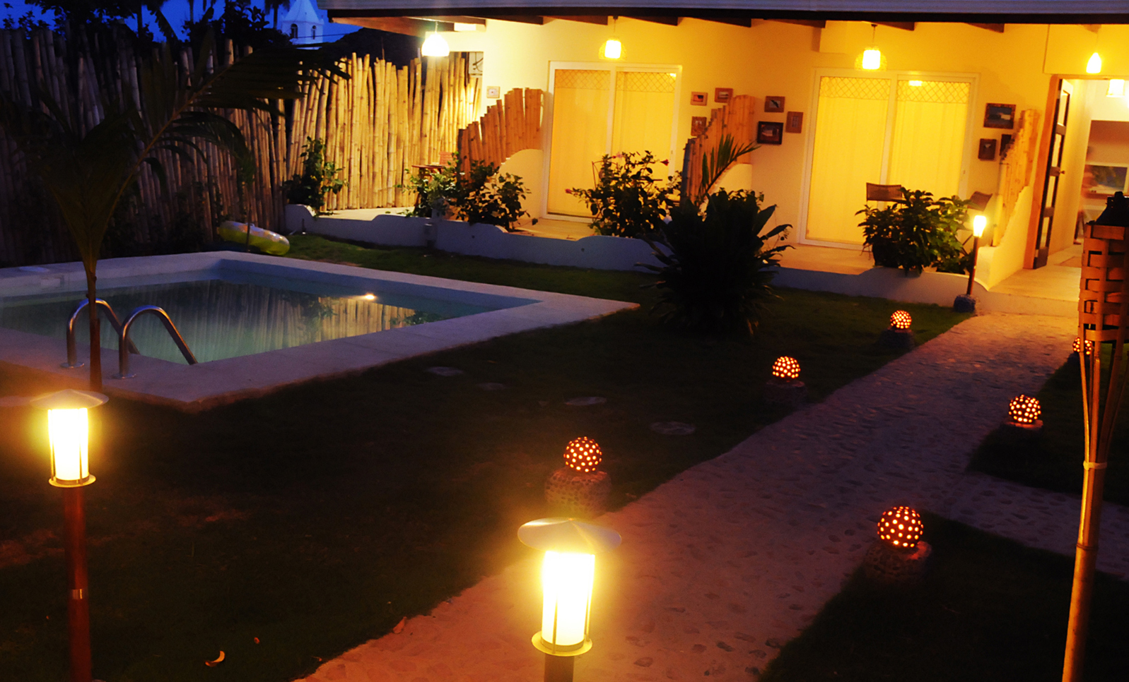Pedasito Hotel-官方
