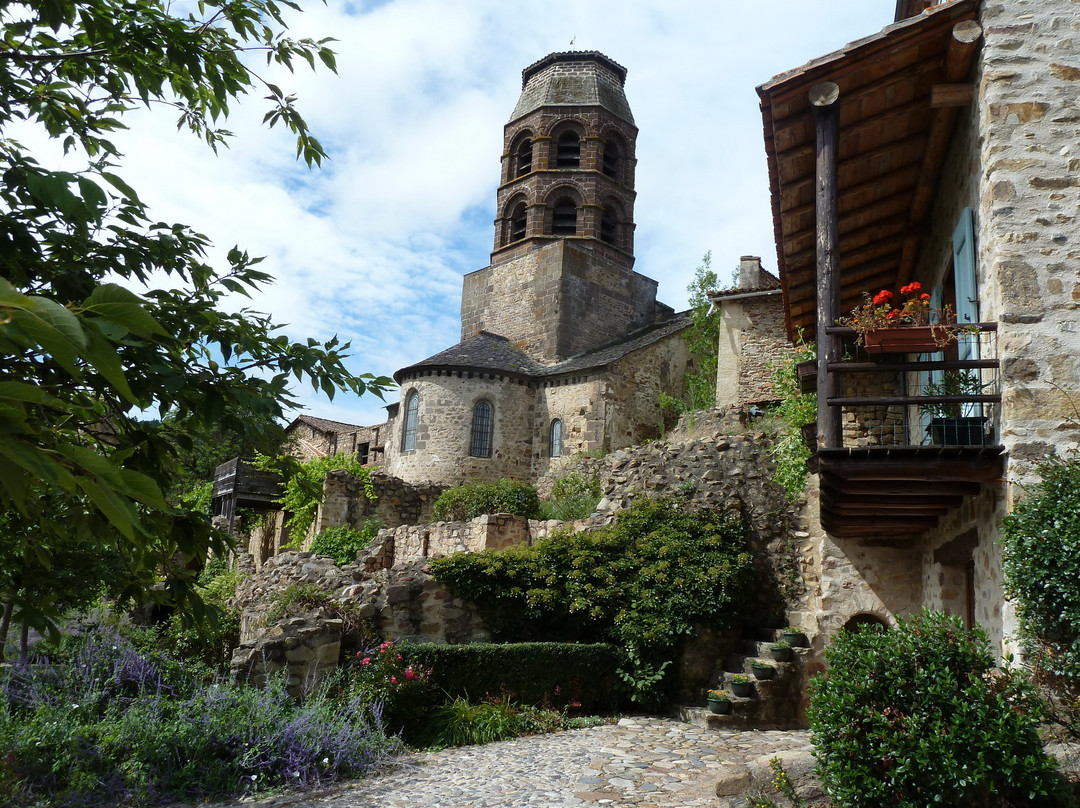 Eglise Abbatiale-Lavaudieu必去景点