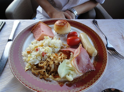 三亚鹿颐海景酒店（大东海海水浴场店）主图