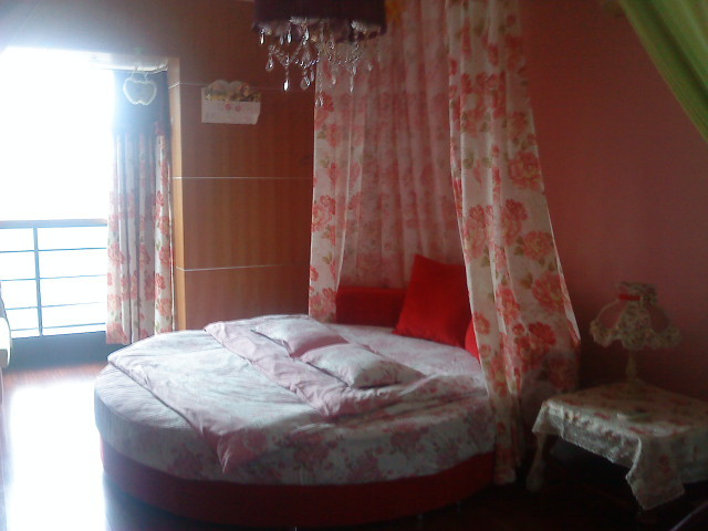 南京简爱主题酒店新街口城开约瑟夫店主图