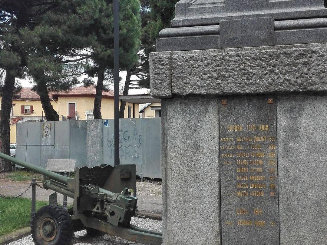 Monumento ai Caduti景点图片