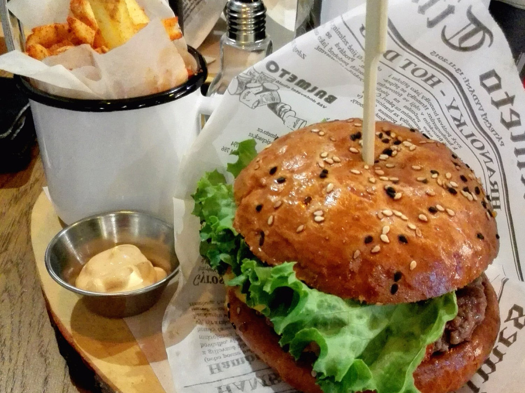 Trnava餐馆和美食-Burger Club