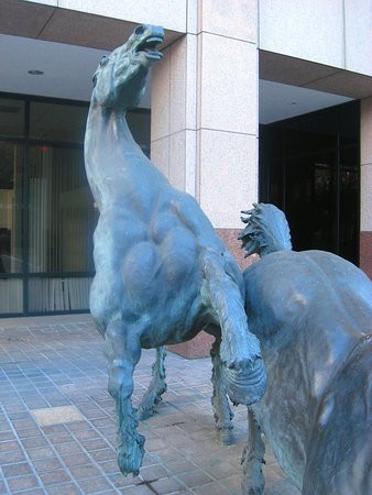 Power and the Passion-格伦代尔必去景点