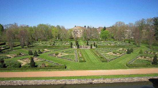Château de Cormatin-Cormatin必去景点