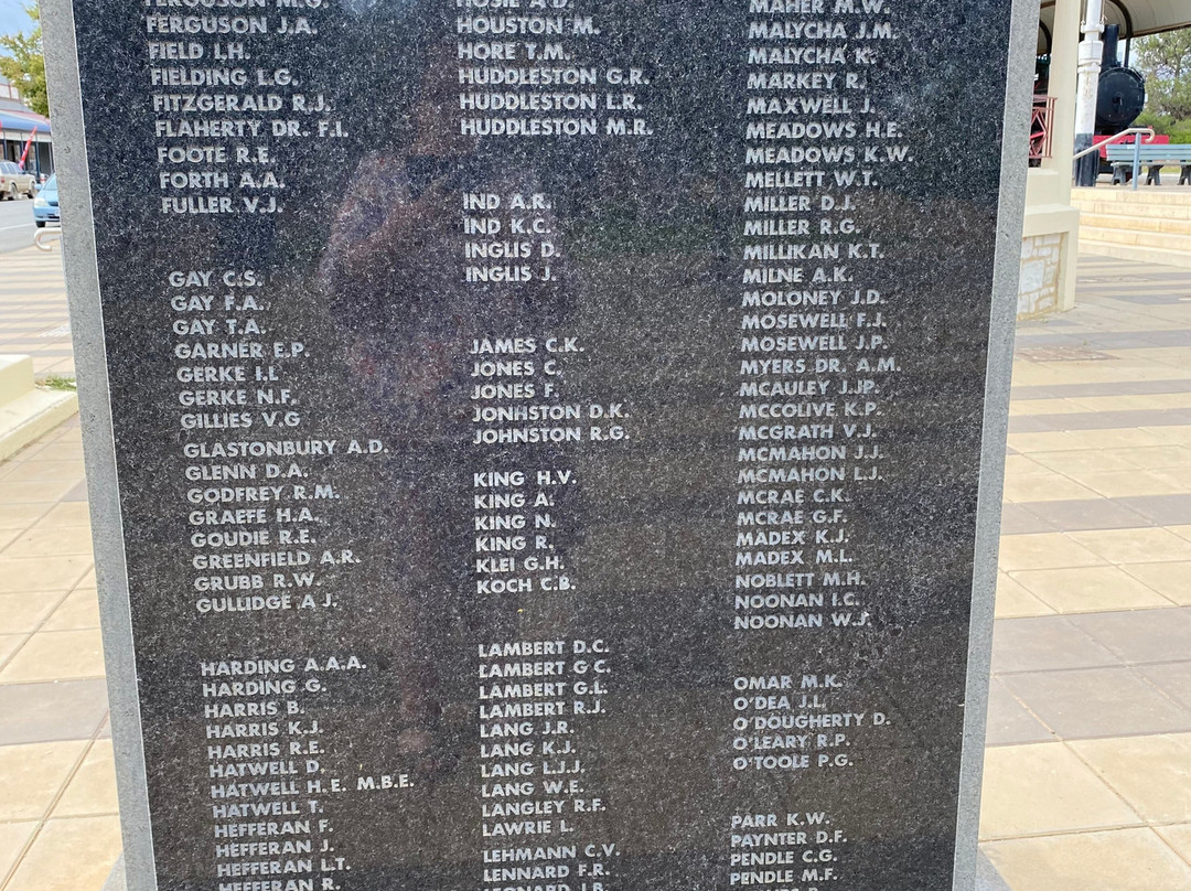 Peterborough Cenotaph-Peterborough必去景点
