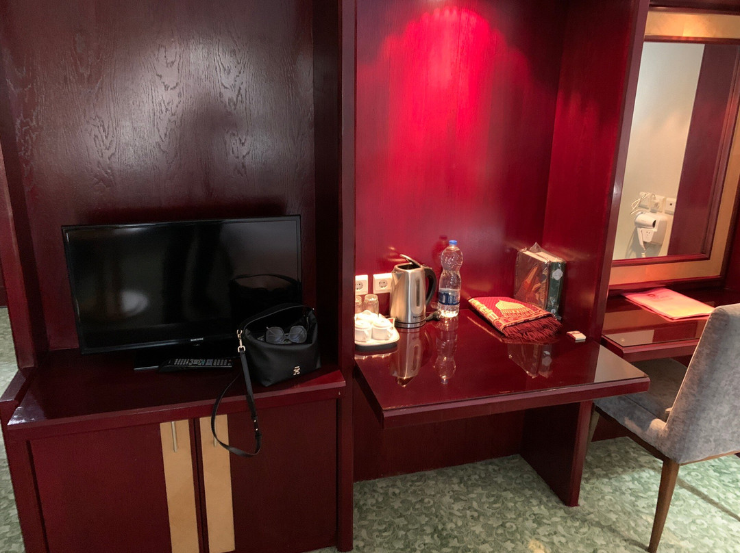 Tabriz El-Goli Pars Hotel主图