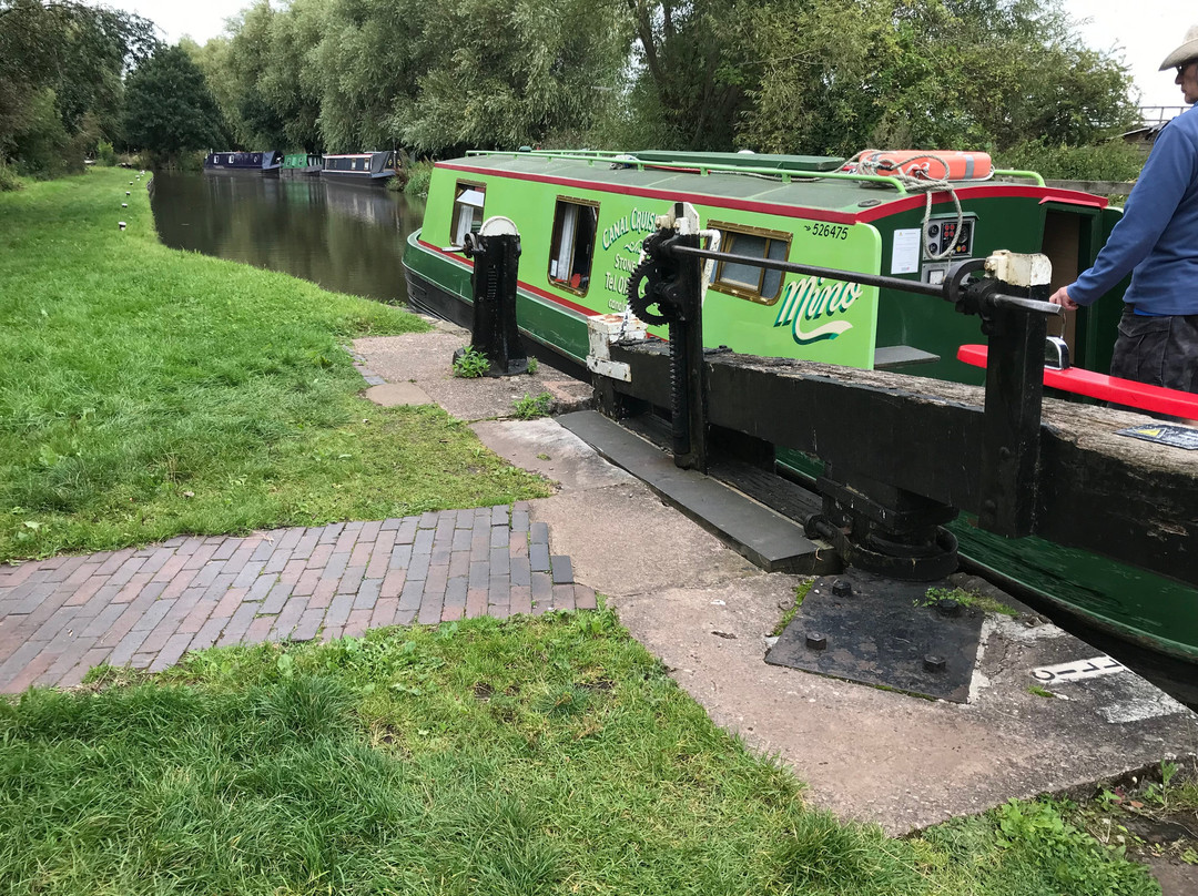 Canal Cruising景点图片
