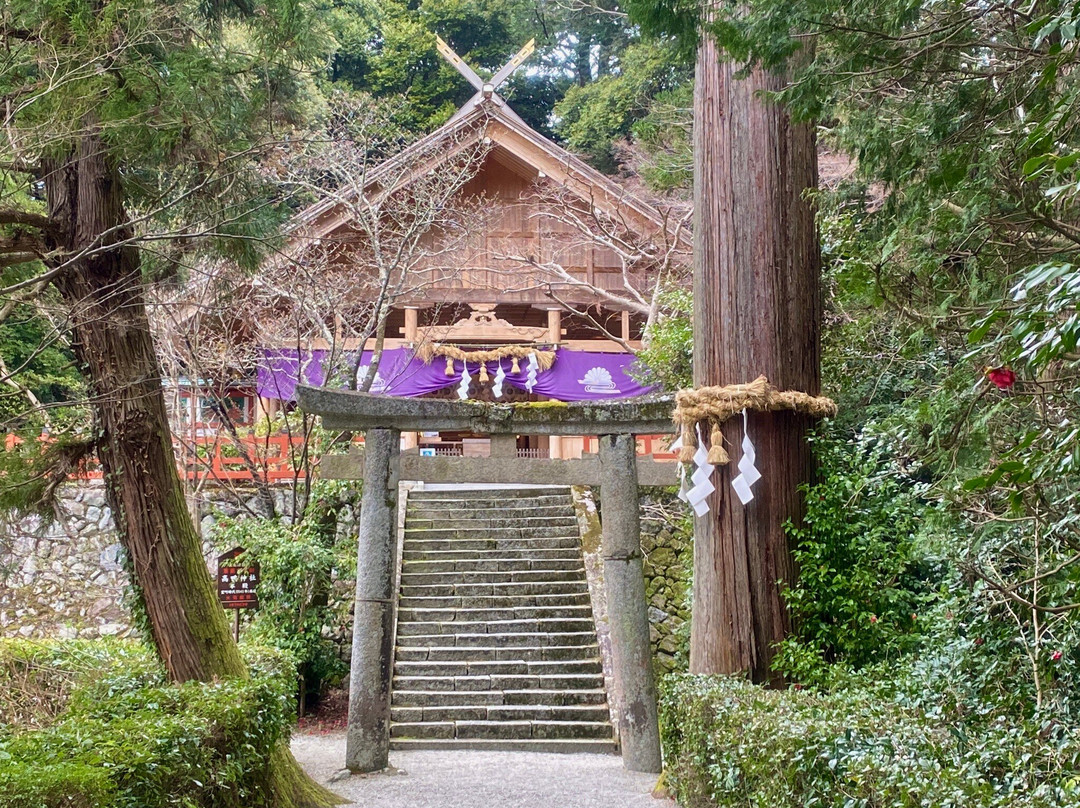 Takakamo Shrine景点图片