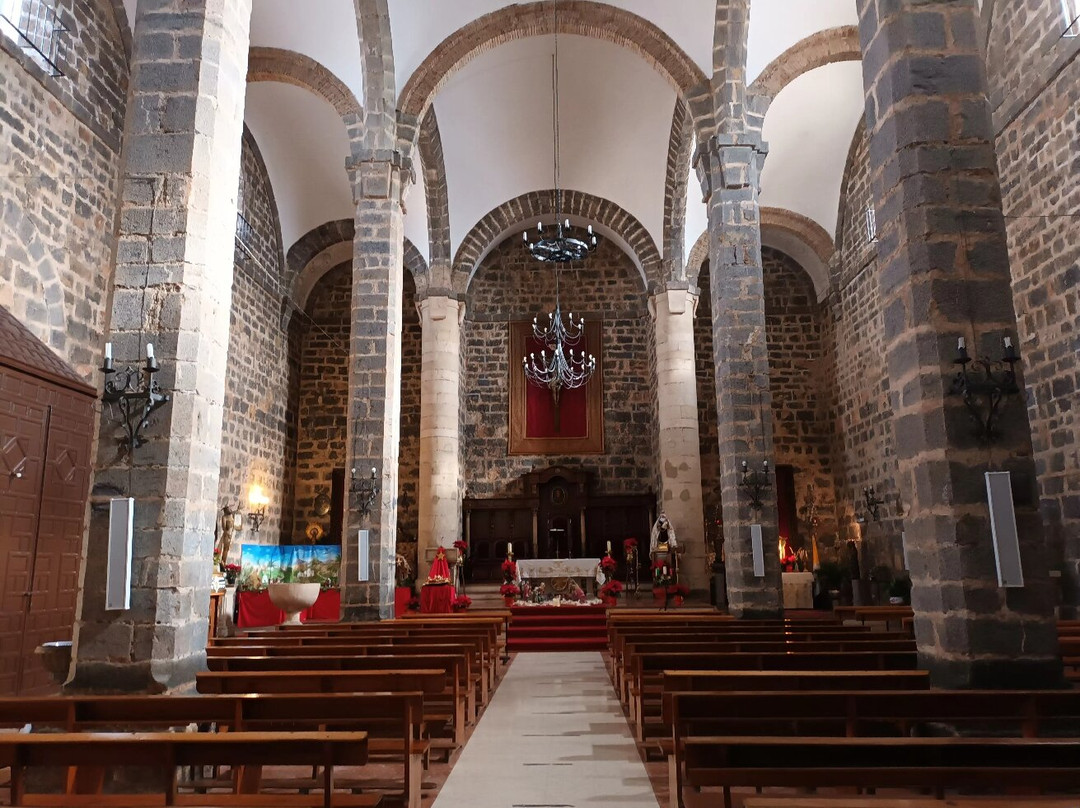 Iglesia de San Pedro Apóstol (16e eeuw)景点图片