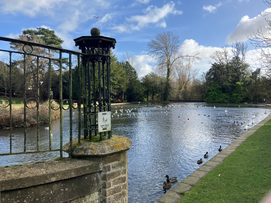 Kearsney Abbey Gardens景点图片