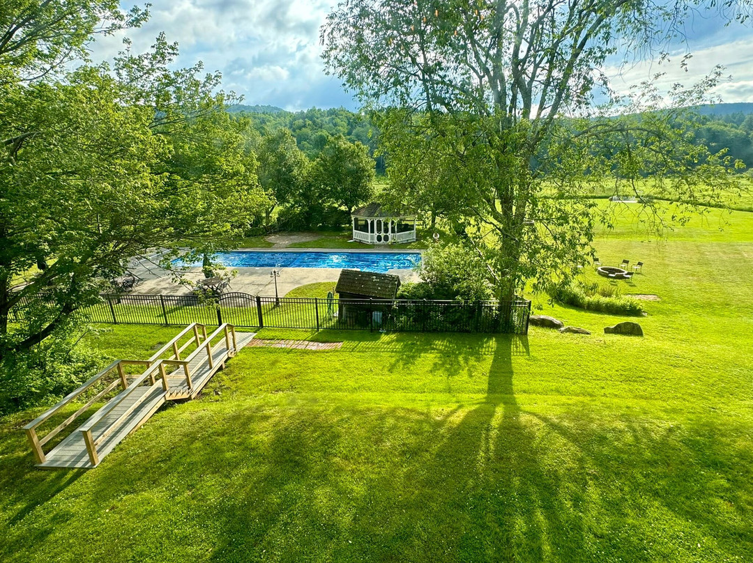 Mountaineer Inn主图