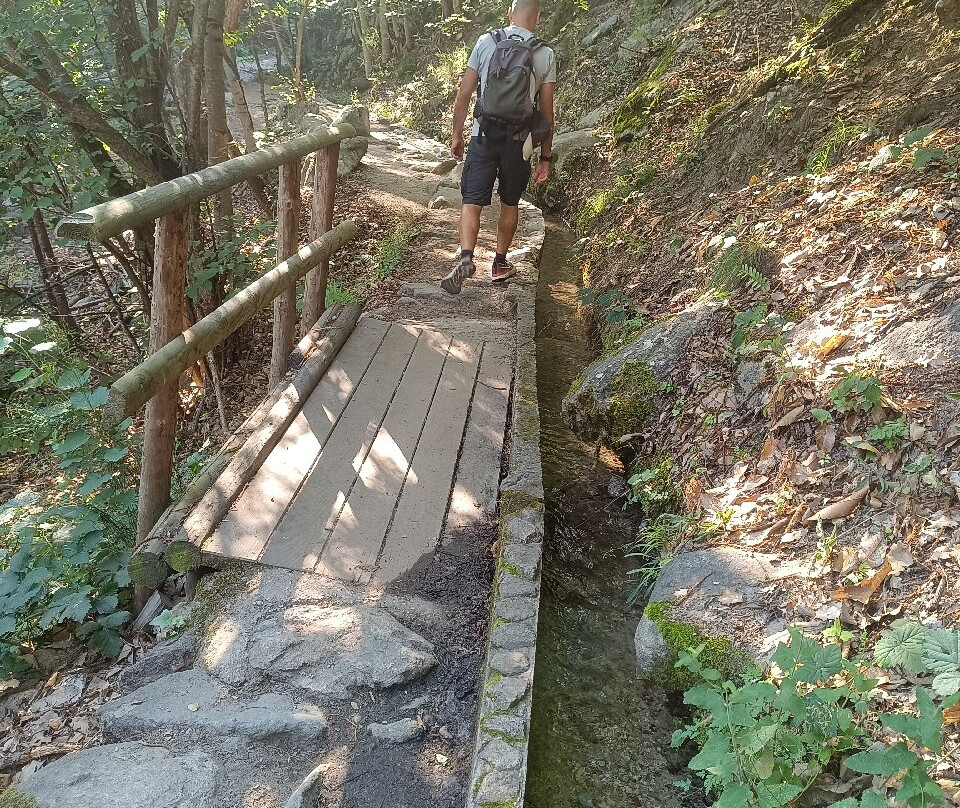 Cascades Du Saint-vincent Et Des Anglais景点图片
