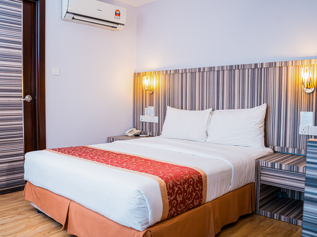 Hotel Nur Miri主图