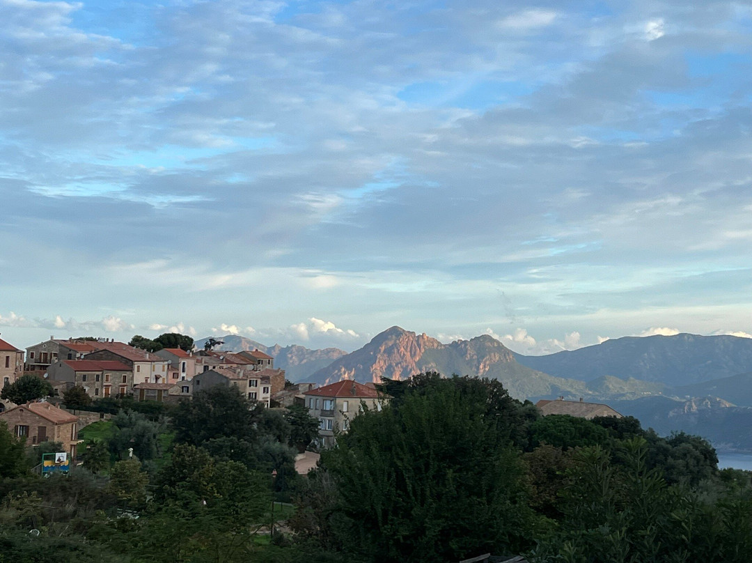 马尔E蒙特酒店主图