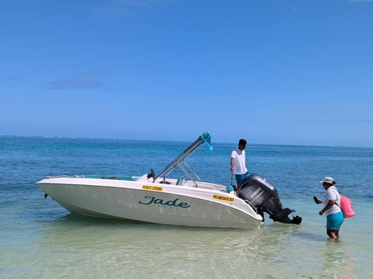 Jade Boat-蓝湾必去景点