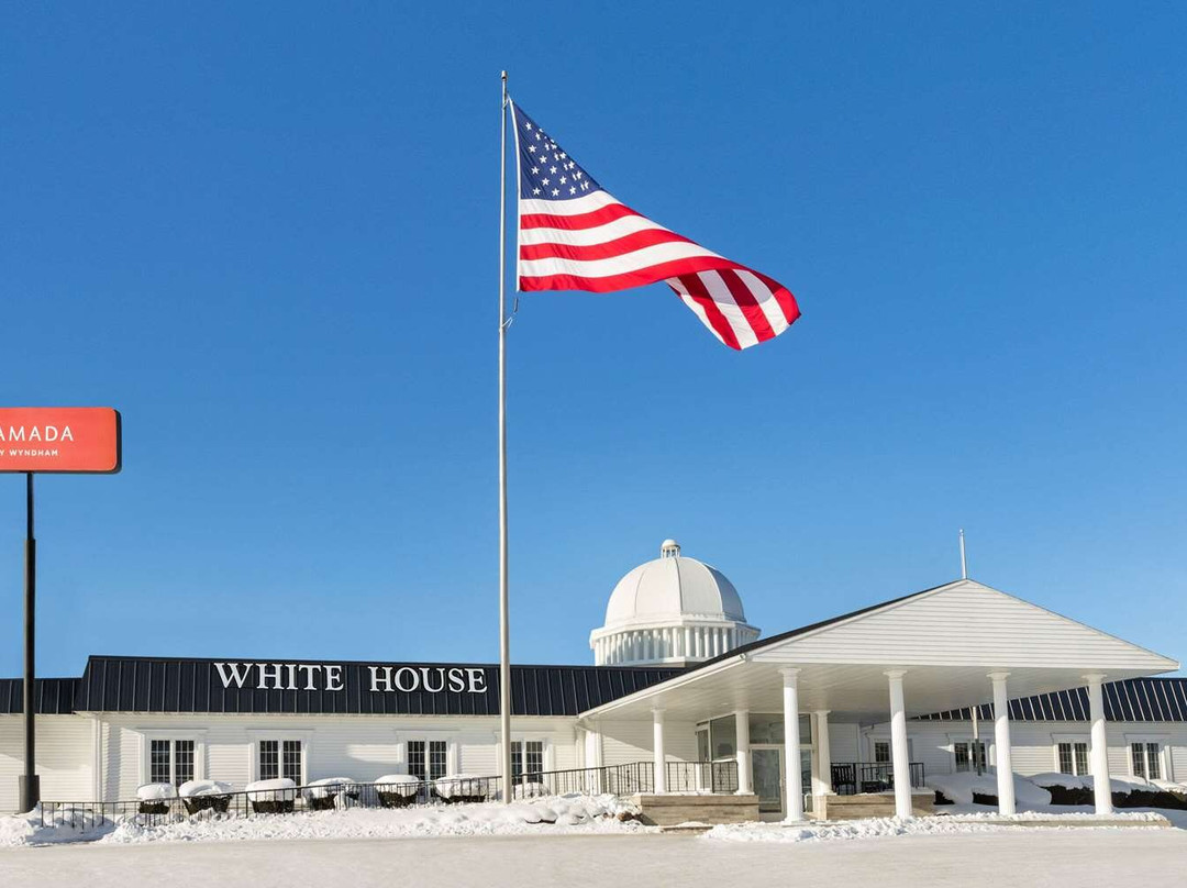 Ramada by Wyndham Richland Center主图