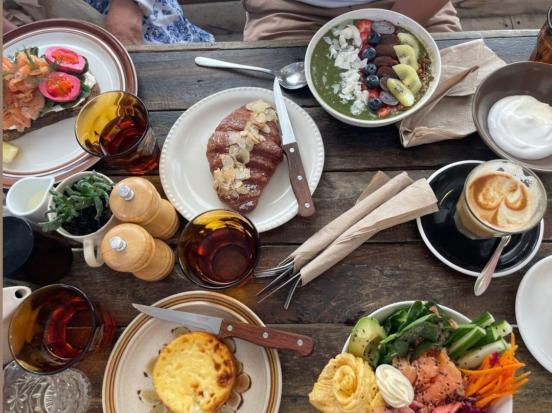 比林加餐馆和美食-Golden Times