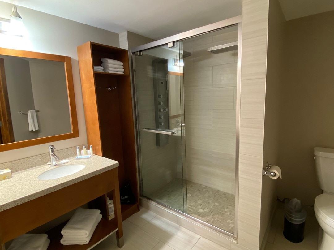 Elkhorn Resort Spa & Conference Centre主图