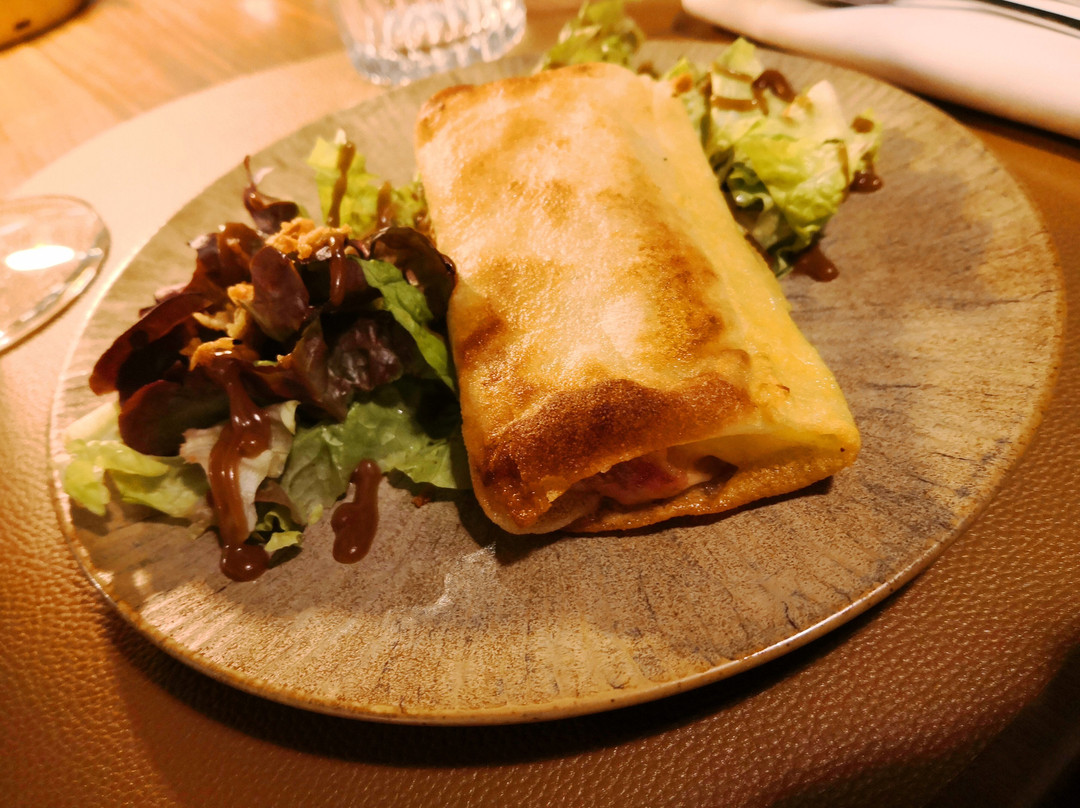 瑞莱斯蒙提尼酒店主图
