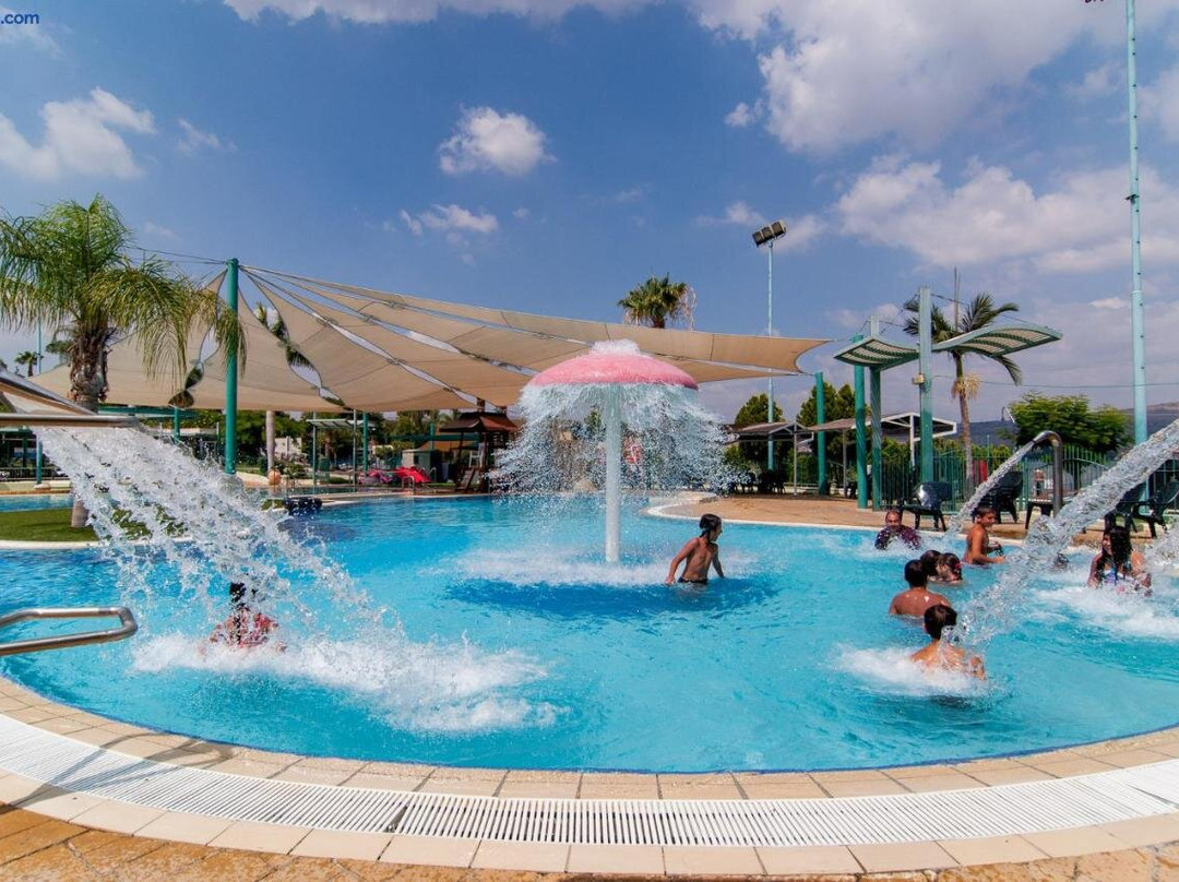 Maagan Eden Holiday Village