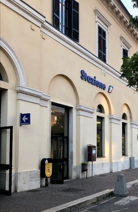 Stazione Ferroviaria di Orvieto-奥尔维耶托必去景点