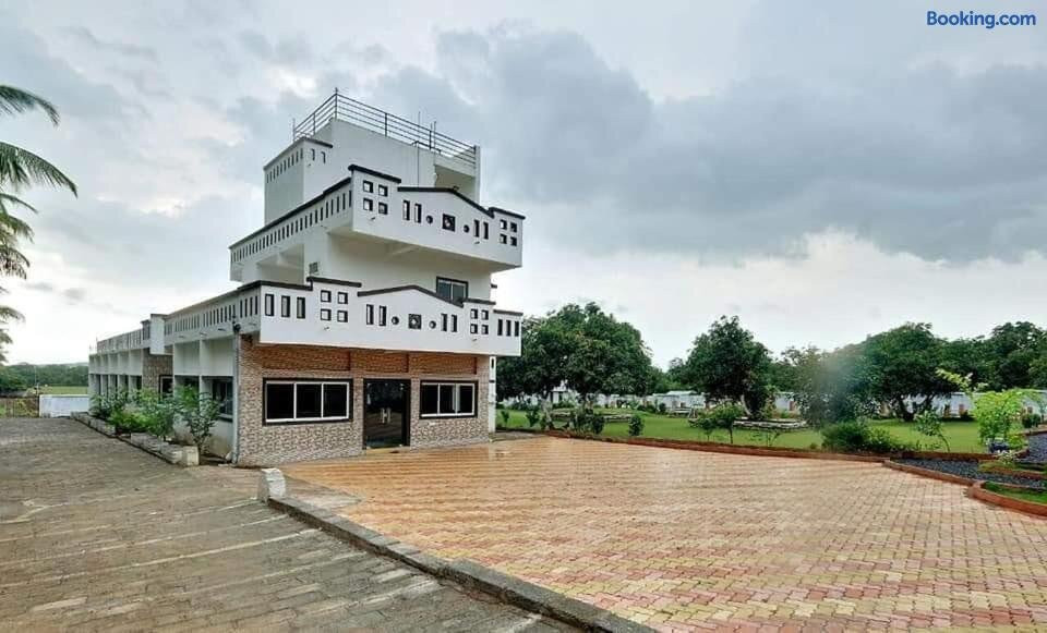 Wildlife Gir Resort