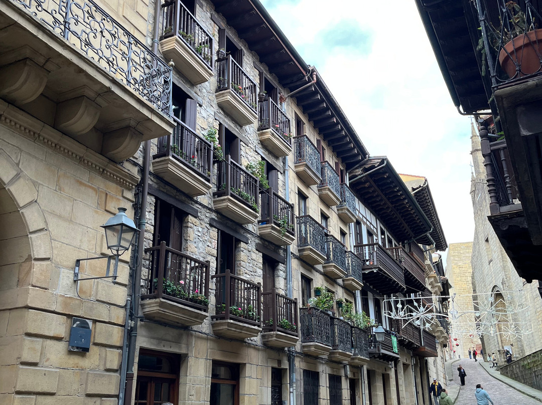 Historic Center of Hondarribia景点图片