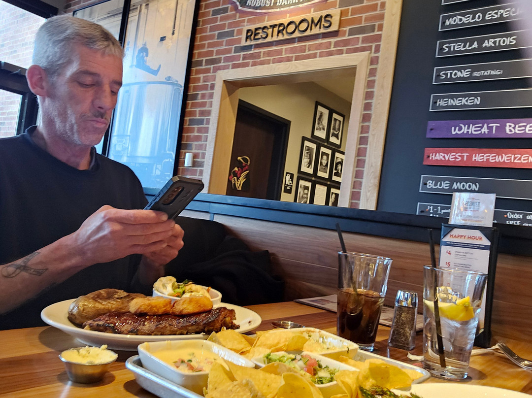 Bj's Restaurant & Brewhouse