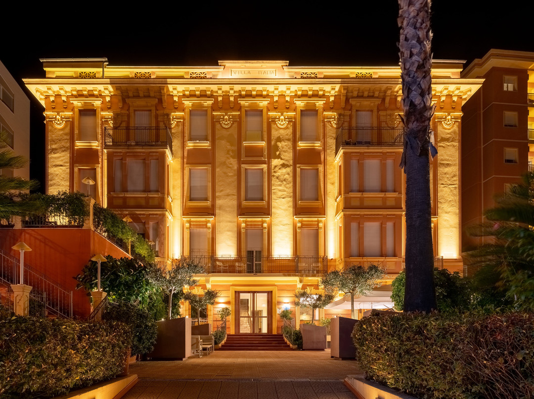 Hotel Careni Villa Italia