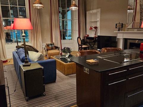 拉特兰酒店主图